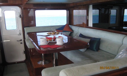 [23m-Yacht-BEYOND-CAPRICORN]-7077-176.jpg