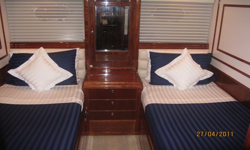 [23m-Yacht-BEYOND-CAPRICORN]-7077-49.jpg