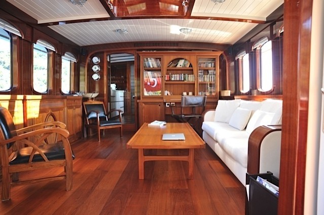 [24m-Yacht-LARIMAR]-7711-19.jpg