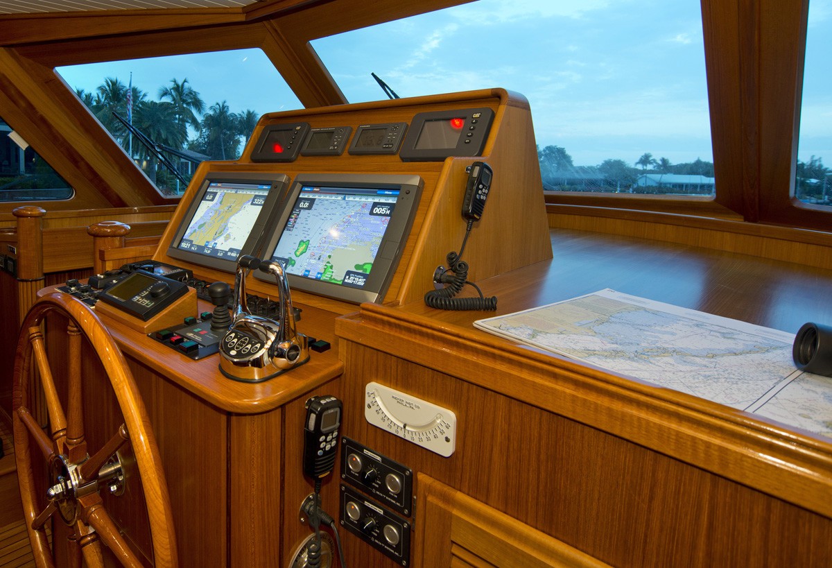 [25m-Yacht-EXCELLENCE]-7996-82.jpg