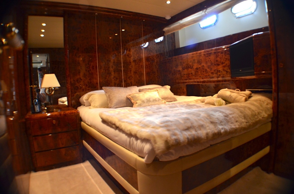 [25m-Yacht-OF-VILLA-ROMANA]-7771-40.jpg