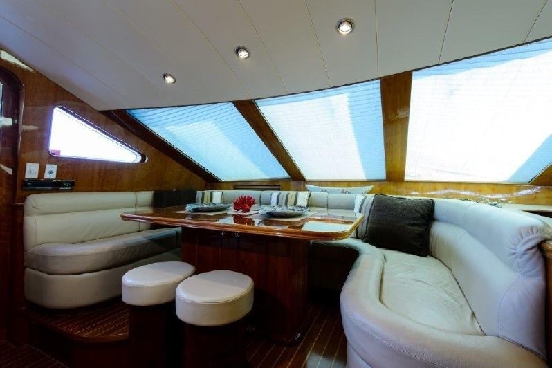 [25m-Yacht-PRIMETIME]-7732-176.jpg