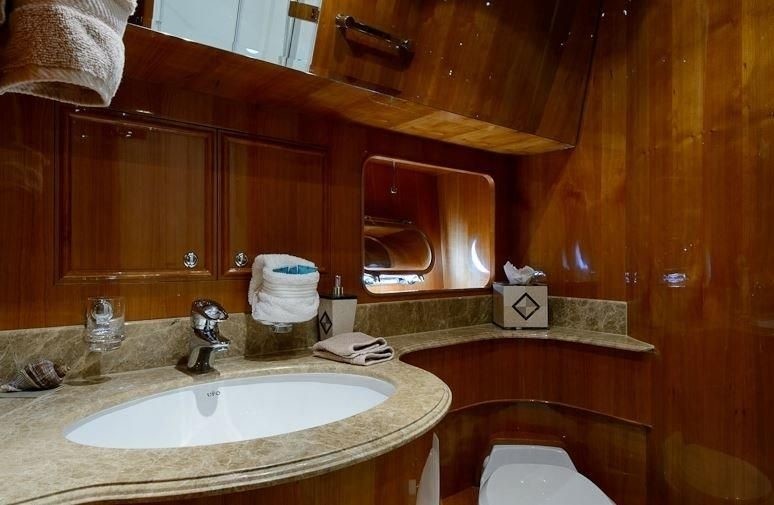 [25m-Yacht-PRIMETIME]-7732-43.jpg