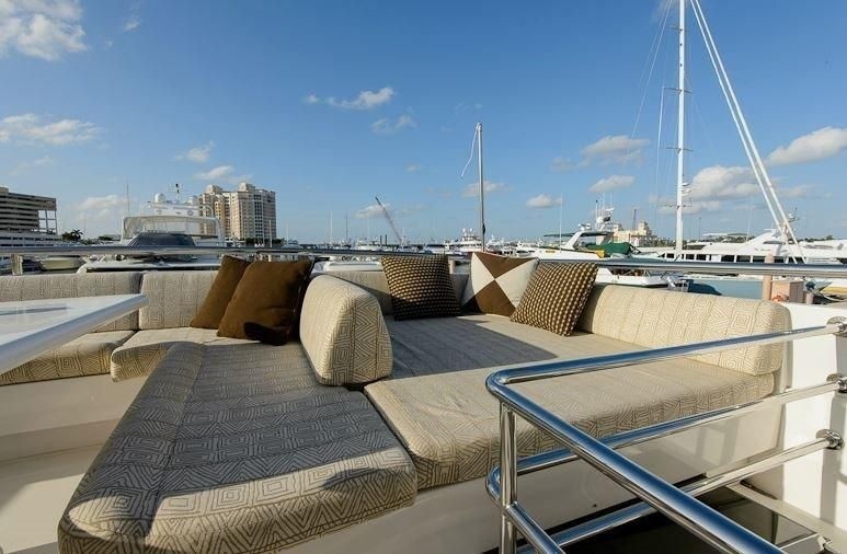 [25m-Yacht-PRIMETIME]-7732-47.jpg