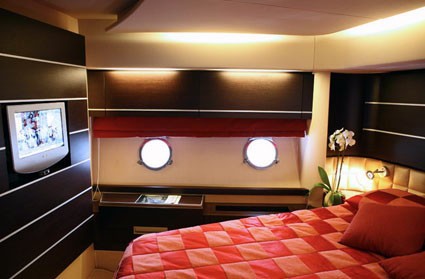 [26m-Yacht-RENA-N]-7450-103.jpg