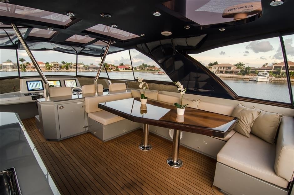 [28m-Yacht-ALGORYTHM]-7429-164.jpg