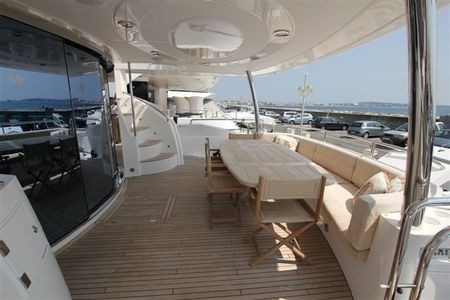 [28m-Yacht-LIVE-THE-MOMENT]-7844-175.jpg