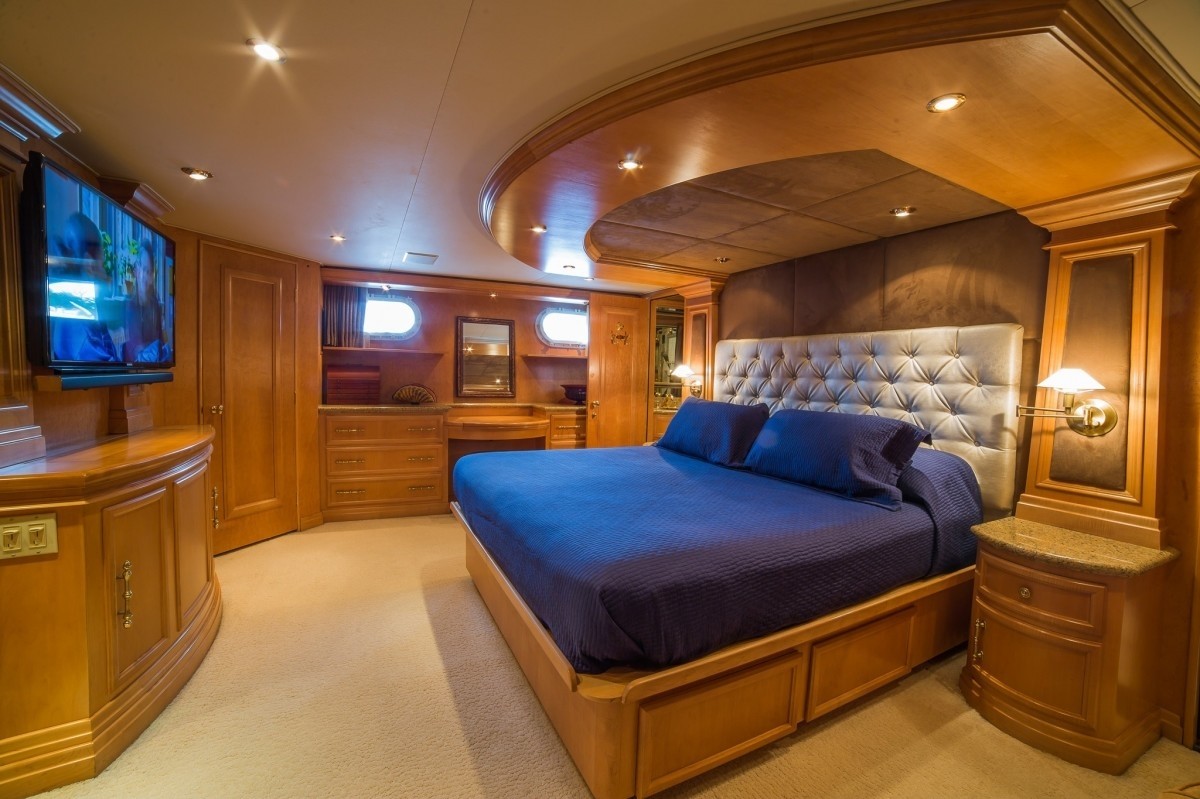 [30m-Yacht-LADY-LEX]-7797-32.jpg