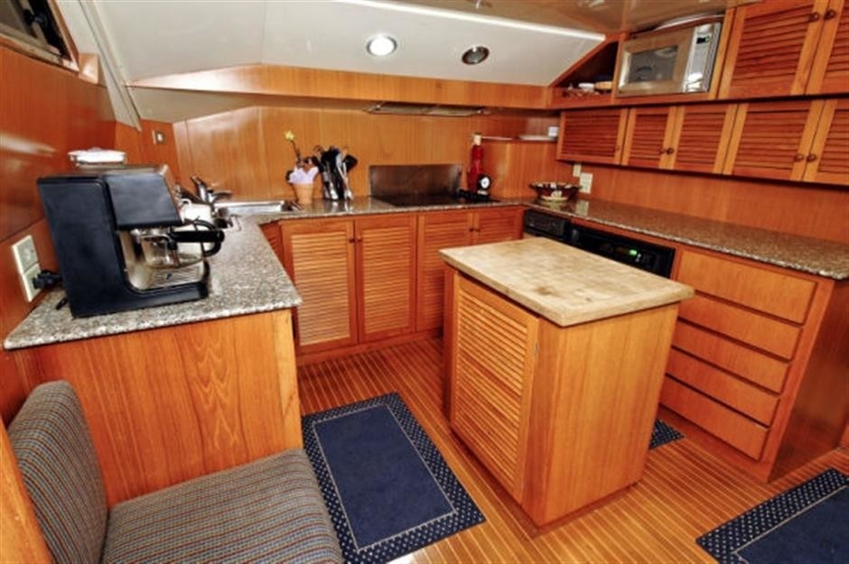 [30m-Yacht-MERCEDES]-7965-26.jpg