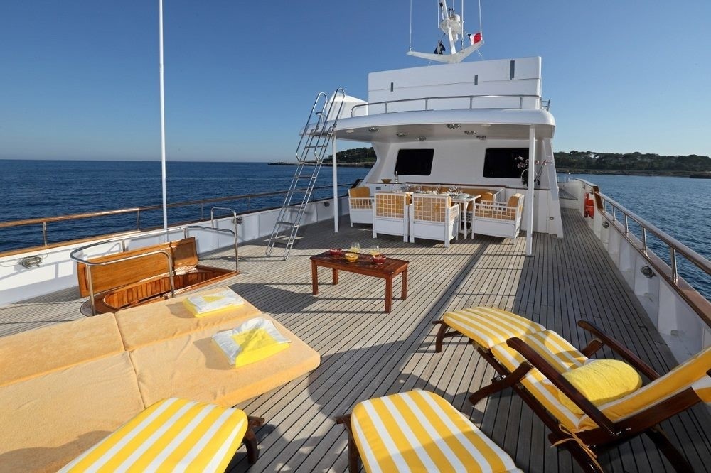 [30m-Yacht-SPREZZATURA]-7868-27.jpg