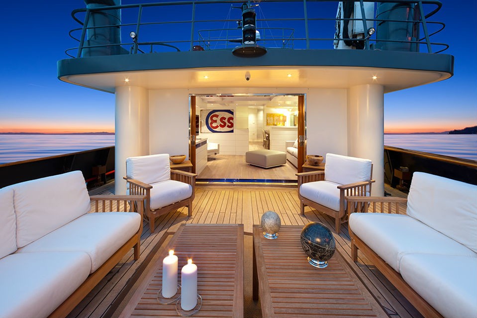 [30m-Yacht-VERVECE]-7815-130.jpg