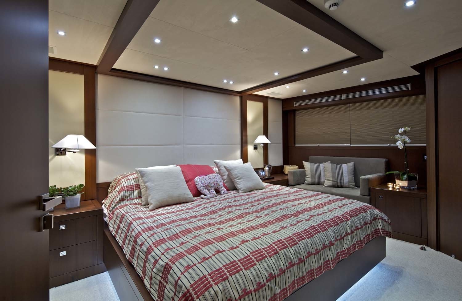[32m-Yacht-SANJANA]-7400-112.jpg