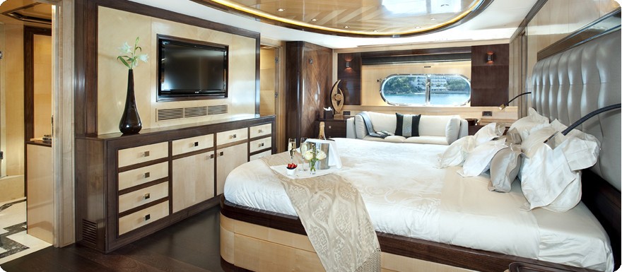 [33m-Yacht-CHRISTINA-G]-7035-129.jpg