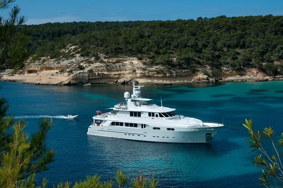 [33m-Yacht-CHRISTINA-G]-7035-16.jpg