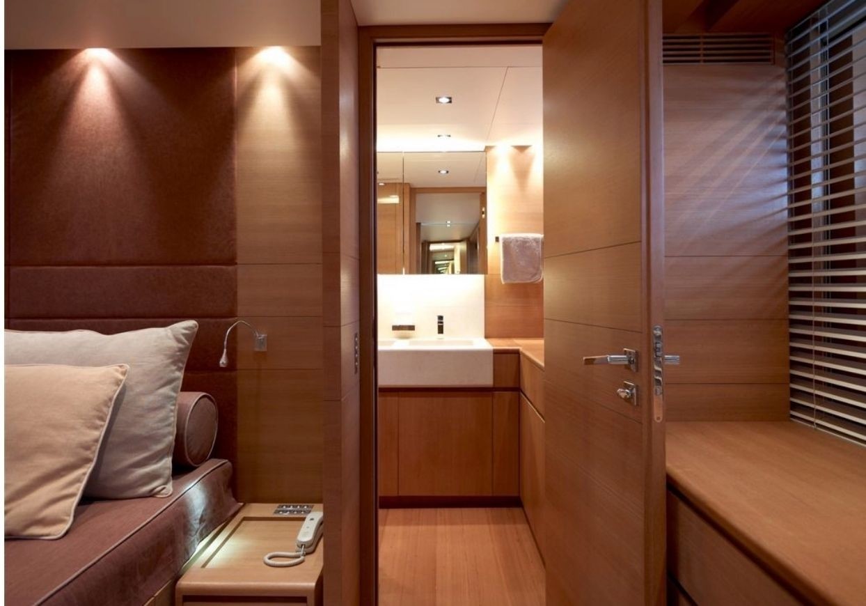 [33m-Yacht-FELIGO-V]-7393-104.jpg