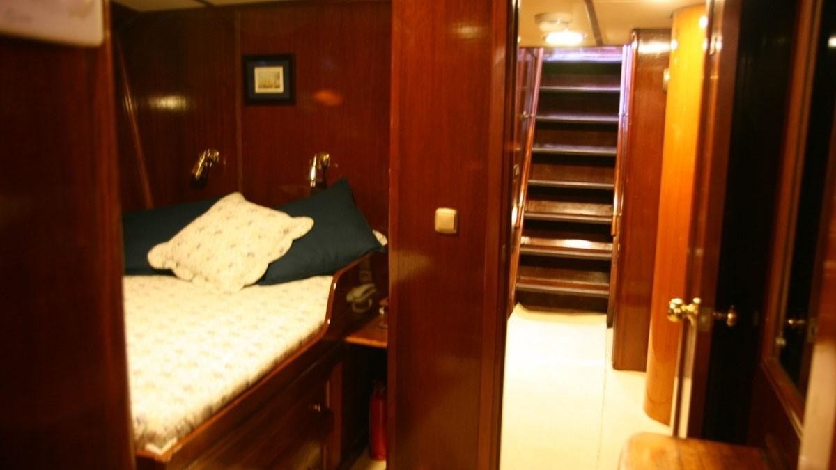 [33m-Yacht-SOUTHERN-CROSS]-7643-28.jpg