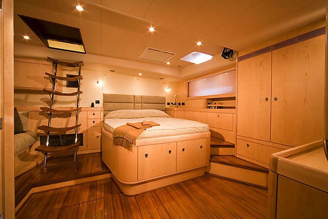 [34m-Yacht-BILLY-BUDD-2]-7479-70.jpg