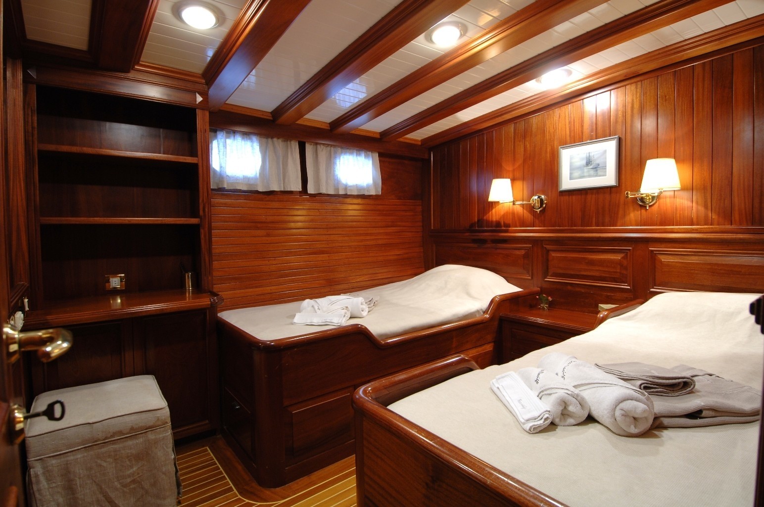 [34m-Yacht-ECCE-NAVIGO]-7107-50.jpg