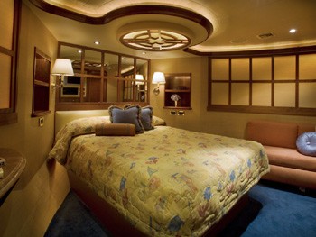 [34m-Yacht-SHARON-LEE]-7242-134.jpg