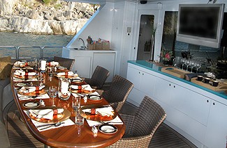 [35m-Yacht-HARMONY]-773-102.jpg