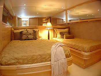 [35m-Yacht-HARMONY]-773-22.jpg