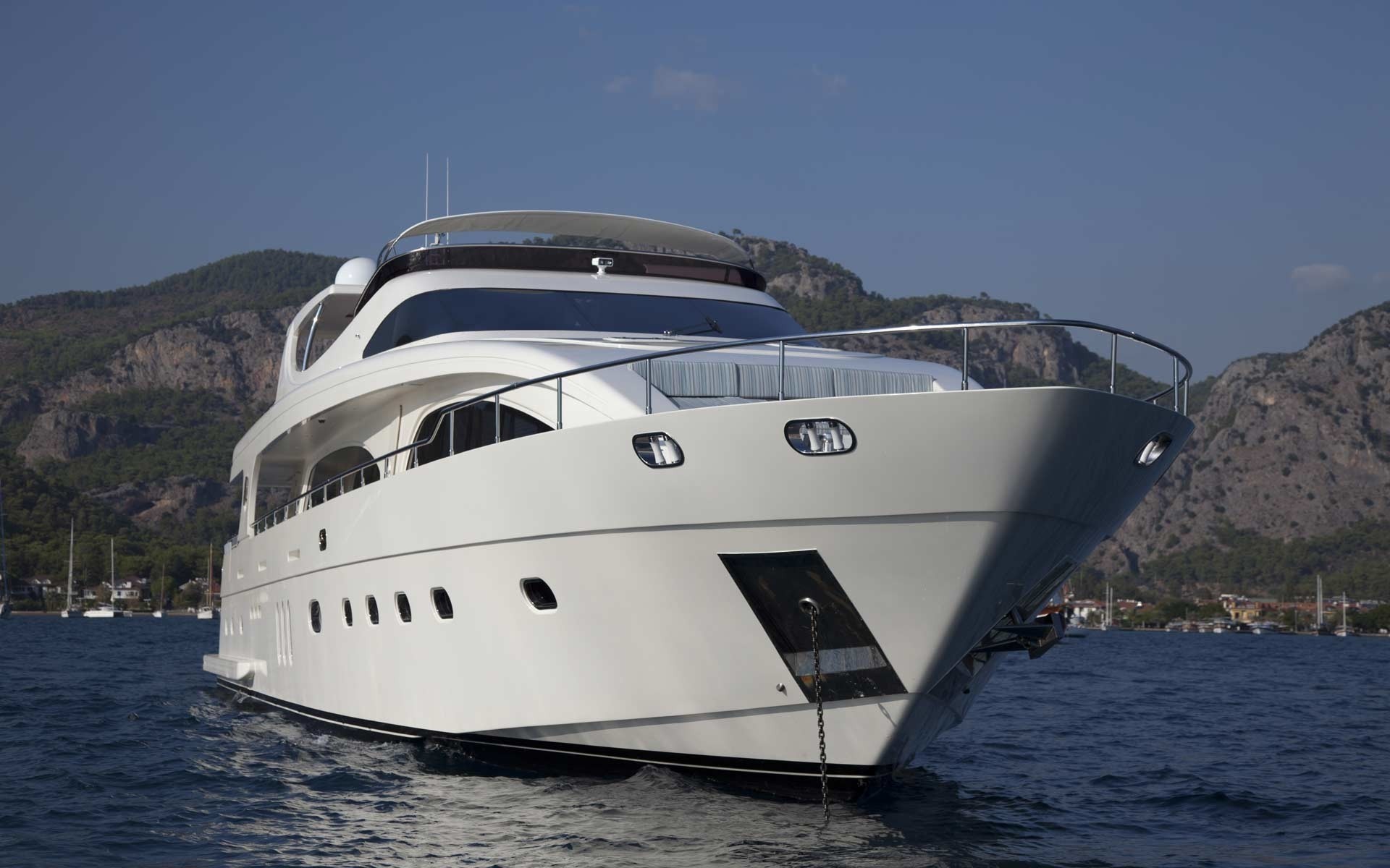 [35m-Yacht-MAMPAMPM]-7213-150.jpg