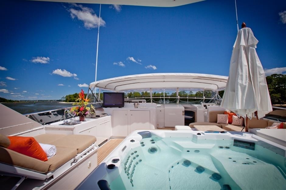[35m-Yacht-TRUE-BLUE]-7050-84.jpg