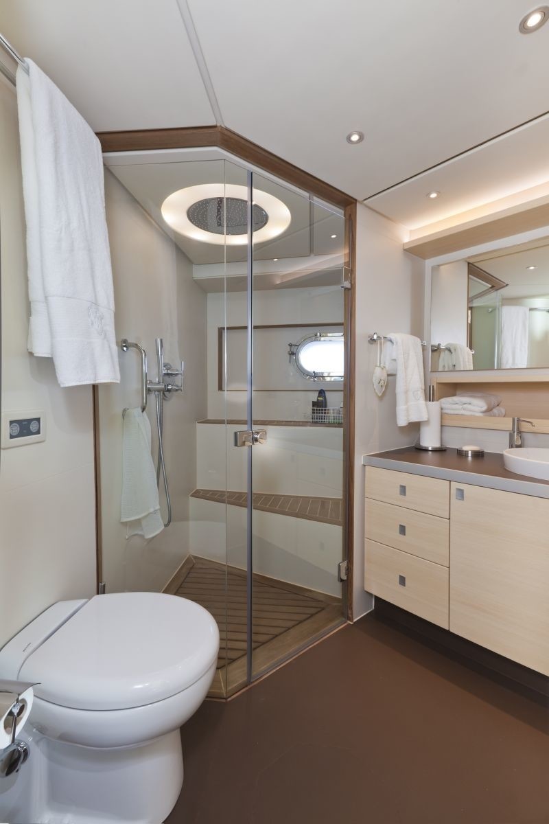 [36m-Yacht-MERLIN]-7280-156.jpg