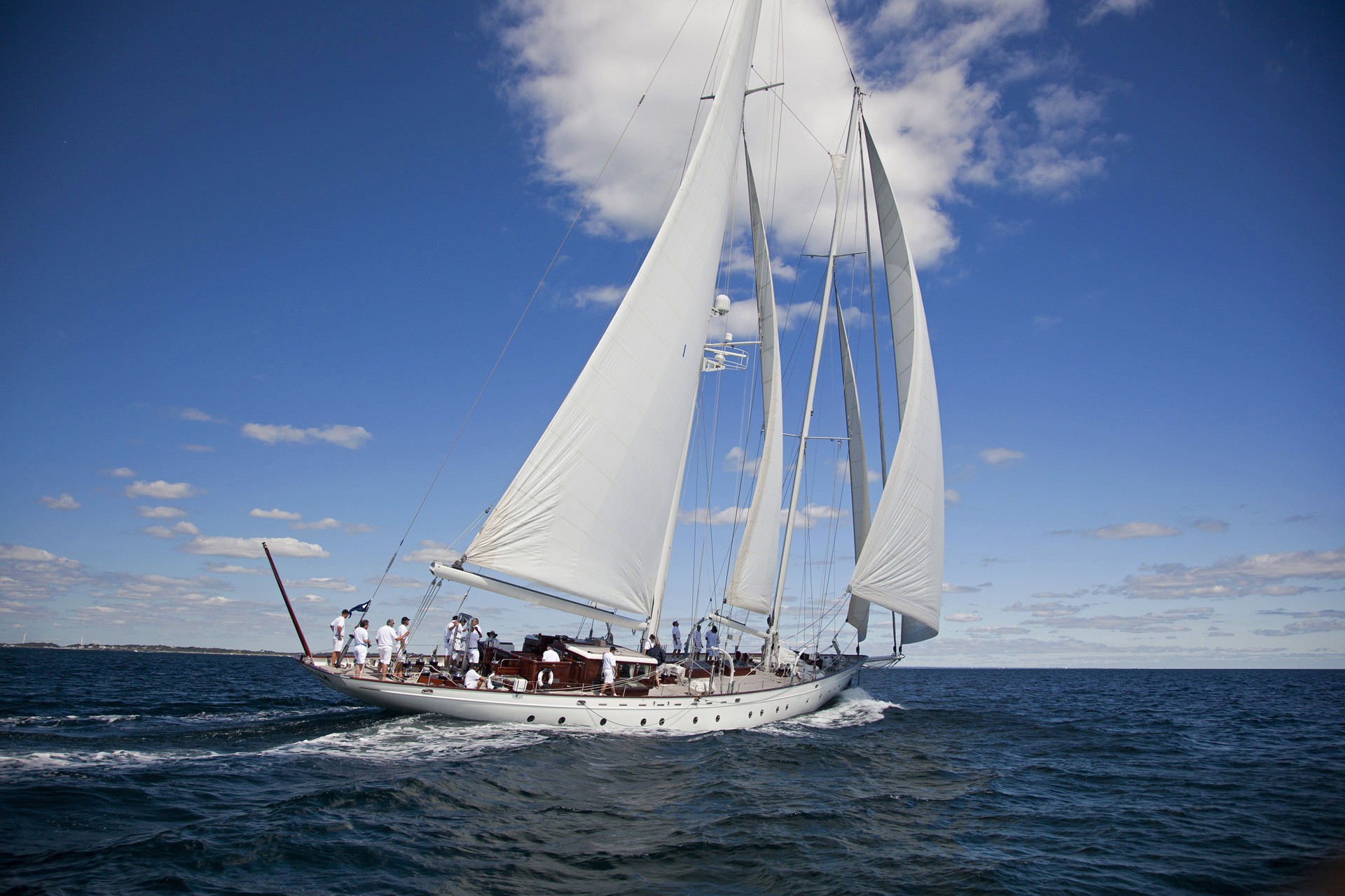 [38m-Yacht-GLORIA]-7944-43.jpg