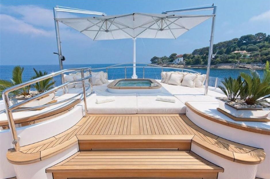 [46m-Yacht-WILD-ORCHID-I]-7324-44.jpg