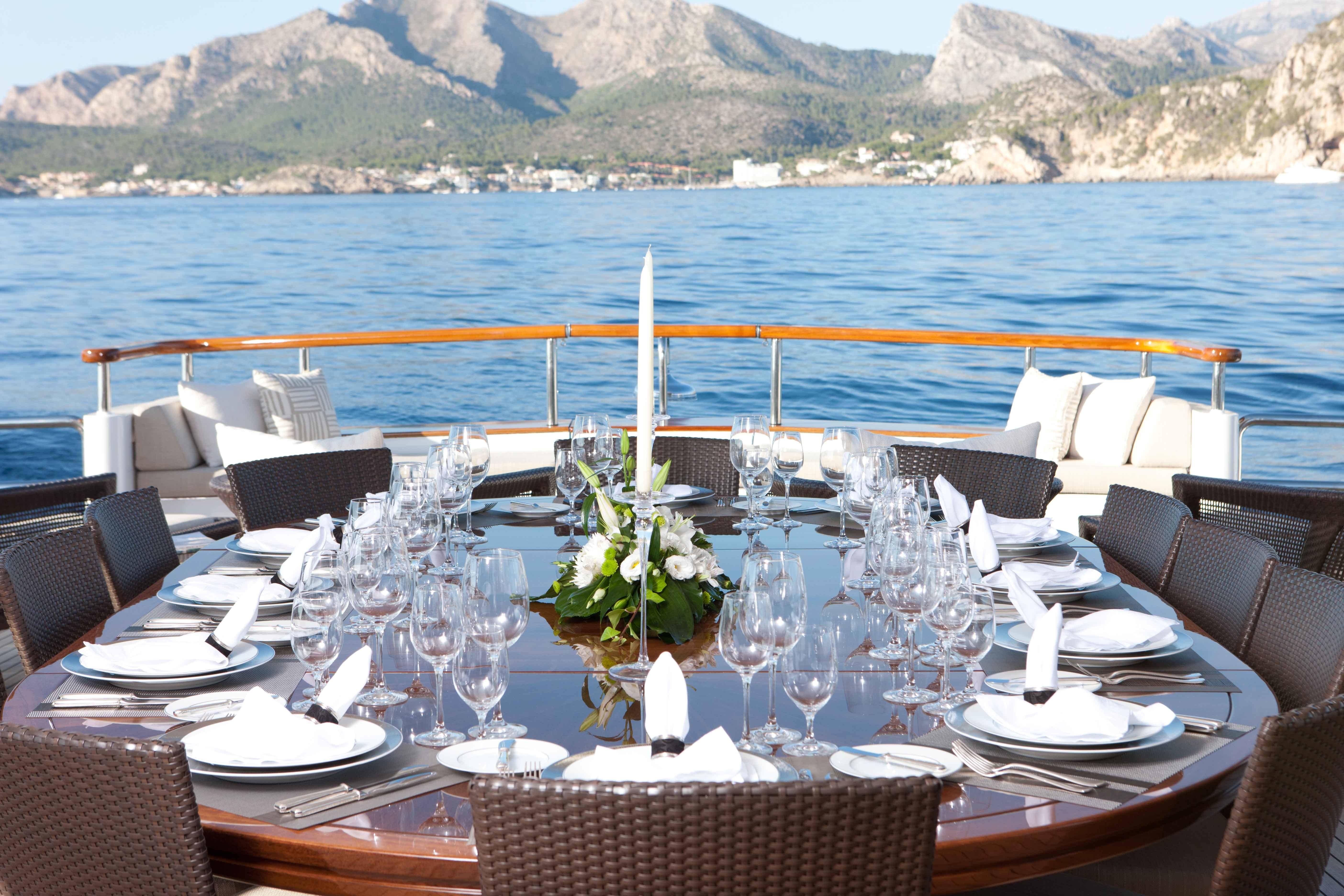 [53m-Yacht-MIRAGE]-7790-101.jpg