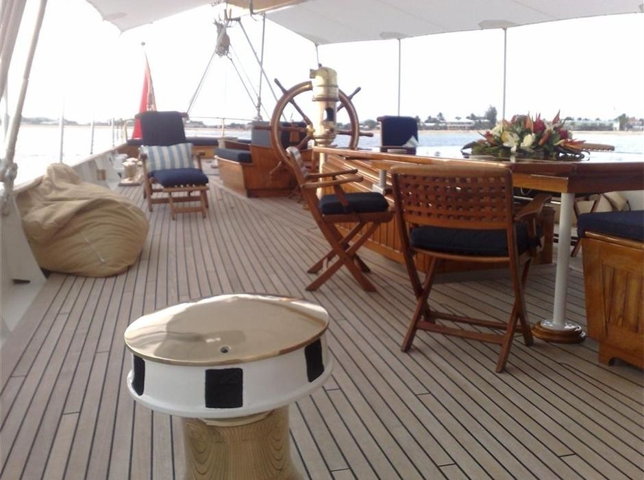 [57m-Yacht-FLEURTJE]-7929-101.jpg
