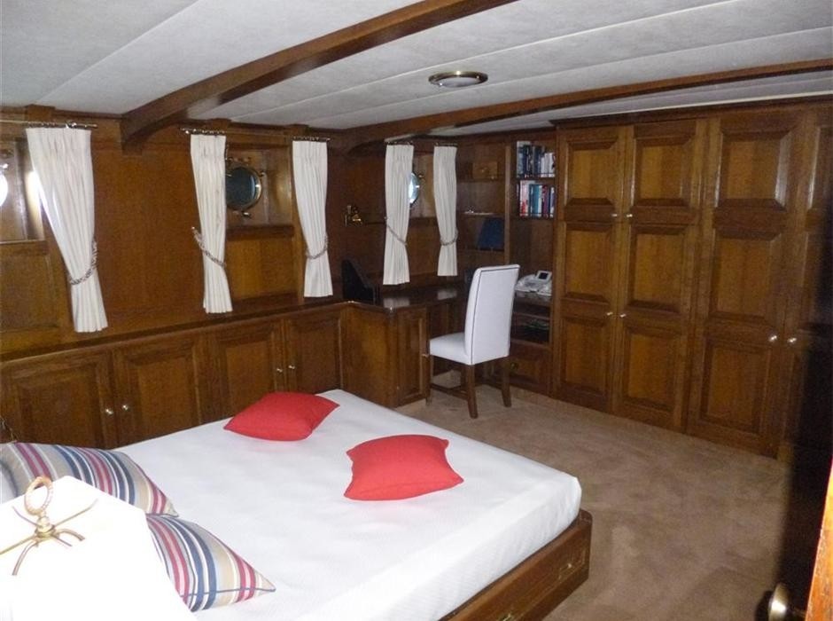 [57m-Yacht-FLEURTJE]-7929-175.jpg