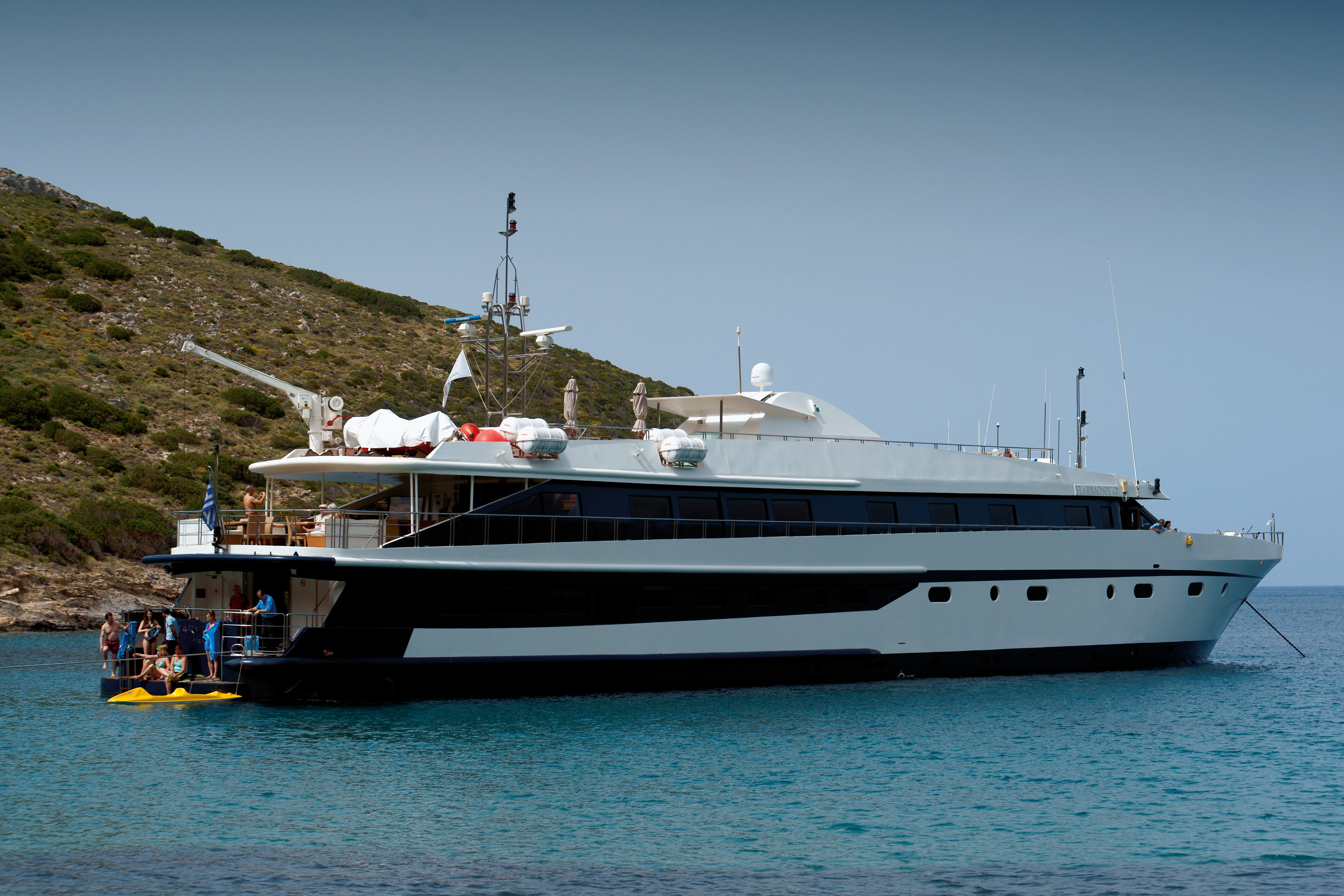 [59m-Yacht-HARMONY-G]-730-158.jpg