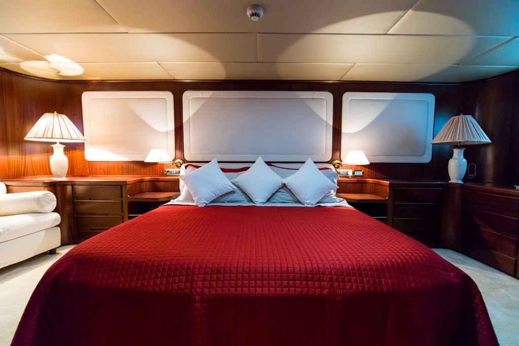 [MOTOR-YACHT-INDIA]-7879-1.jpg