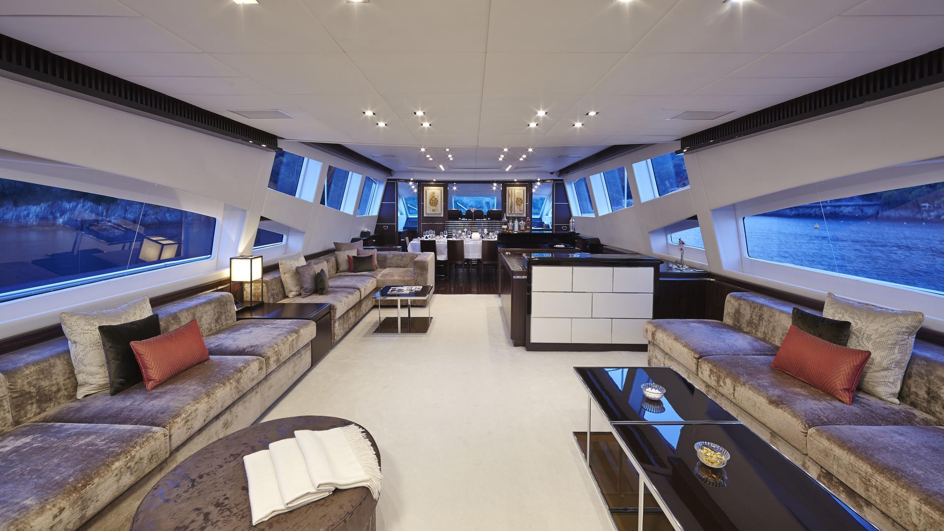 [MOTOR-YACHT-MAKIRA]-7245-2.jpg