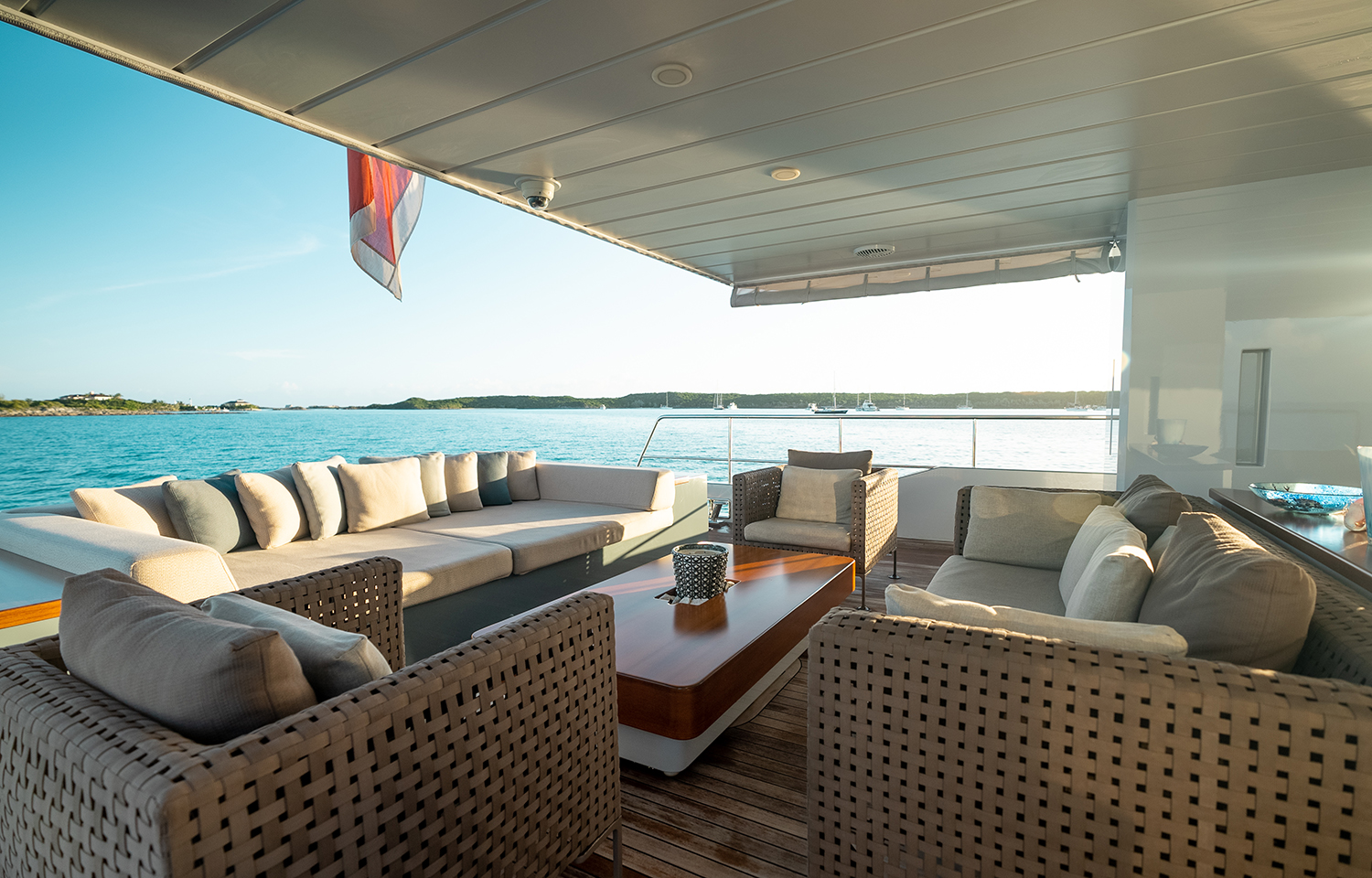 [MOTOR-YACHT-ONLY-NOW]-7955-3.jpg