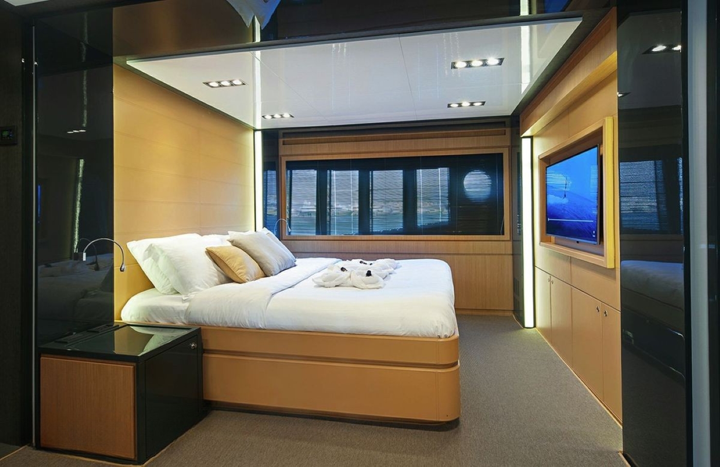[MOTOR-YACHT-RHINO]-7506-12.jpg