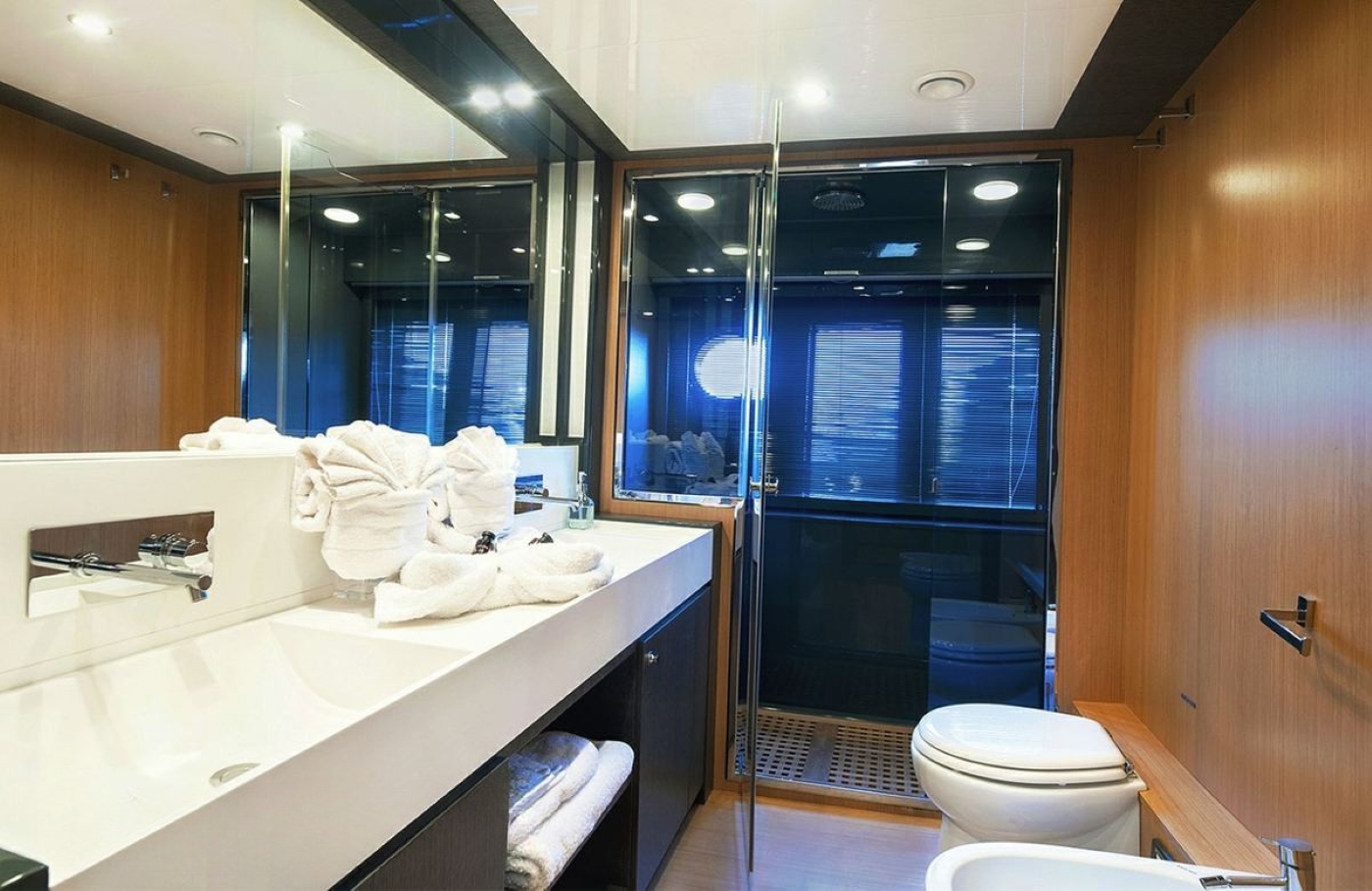 [MOTOR-YACHT-RHINO]-7506-9.jpg