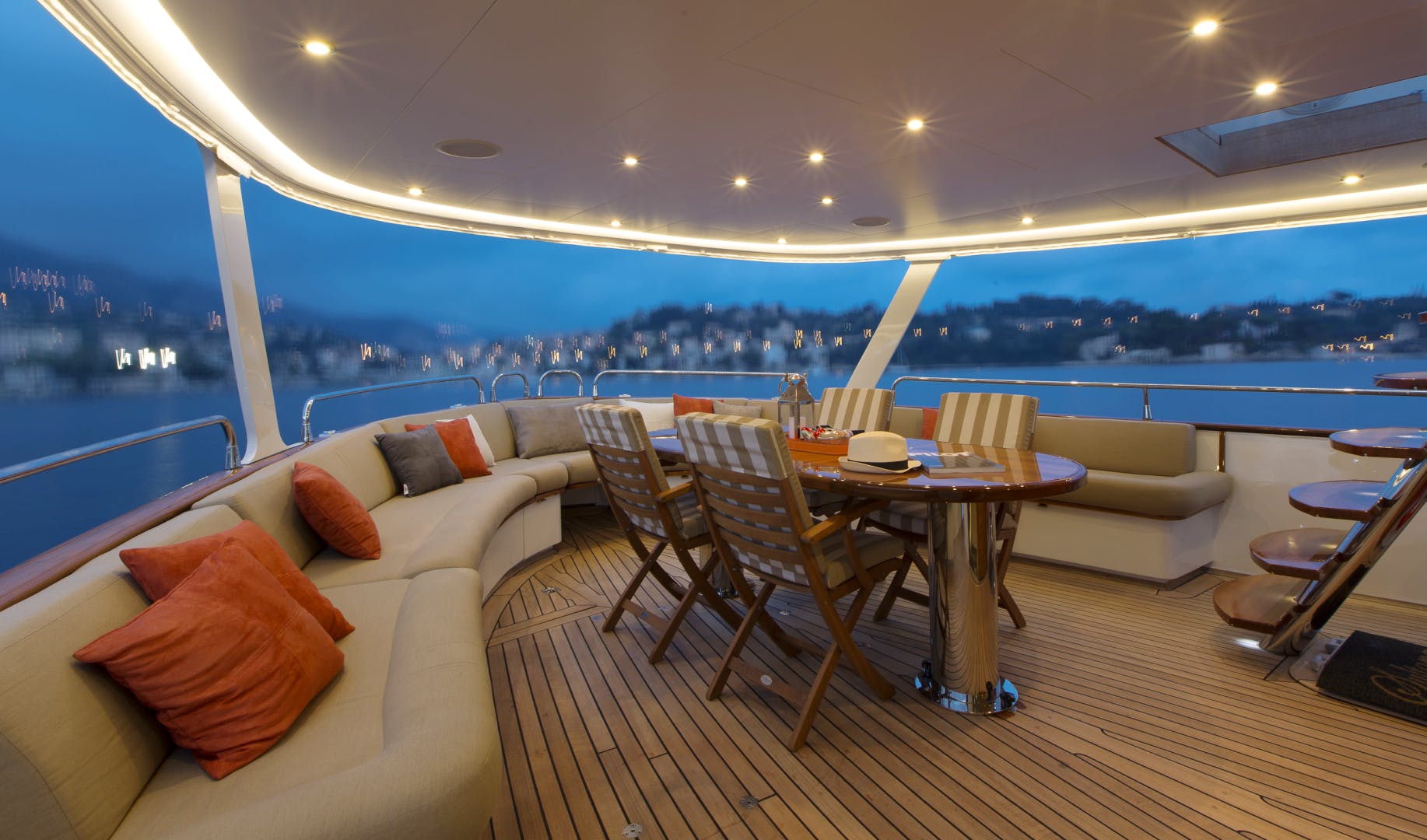 [MOTOR-YACHT-SULTANA]-7864-1.jpg
