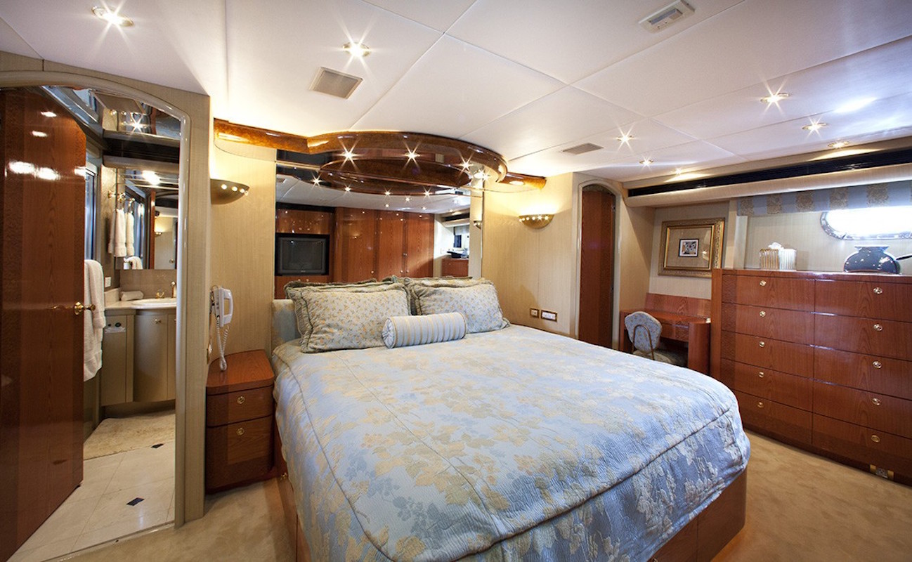 [MOTOR-YACHT-YOLY]-7412-9.jpg
