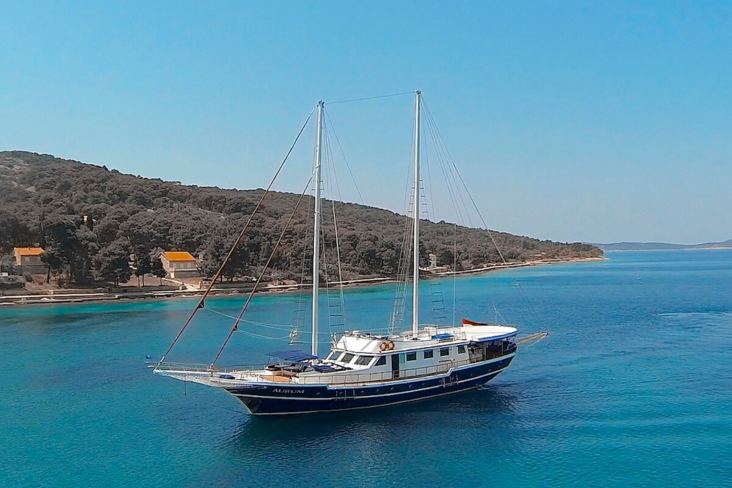 [SAILING-YACHT-AURUM]-7562-13.jpg