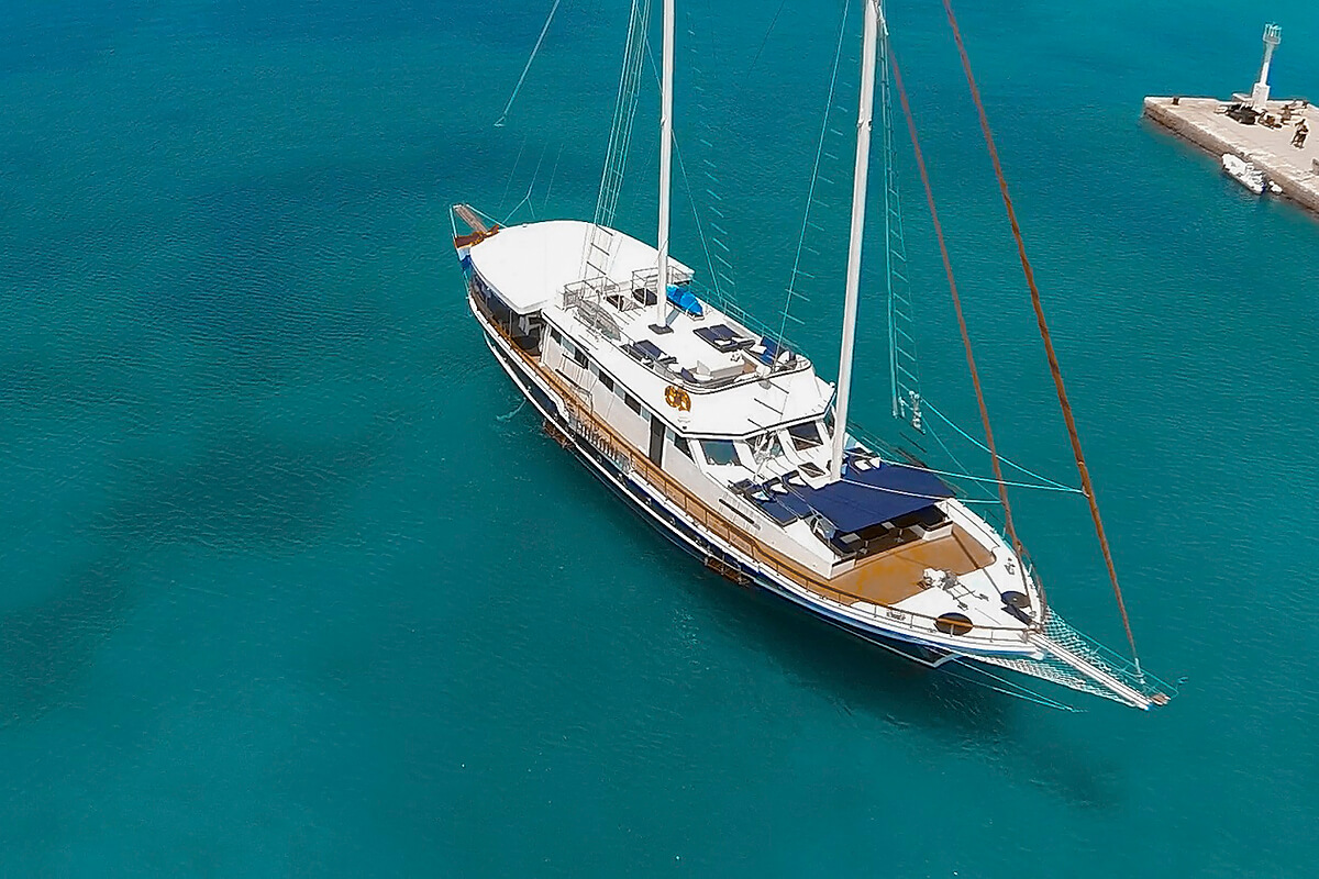[SAILING-YACHT-AURUM]-7562-4.jpg