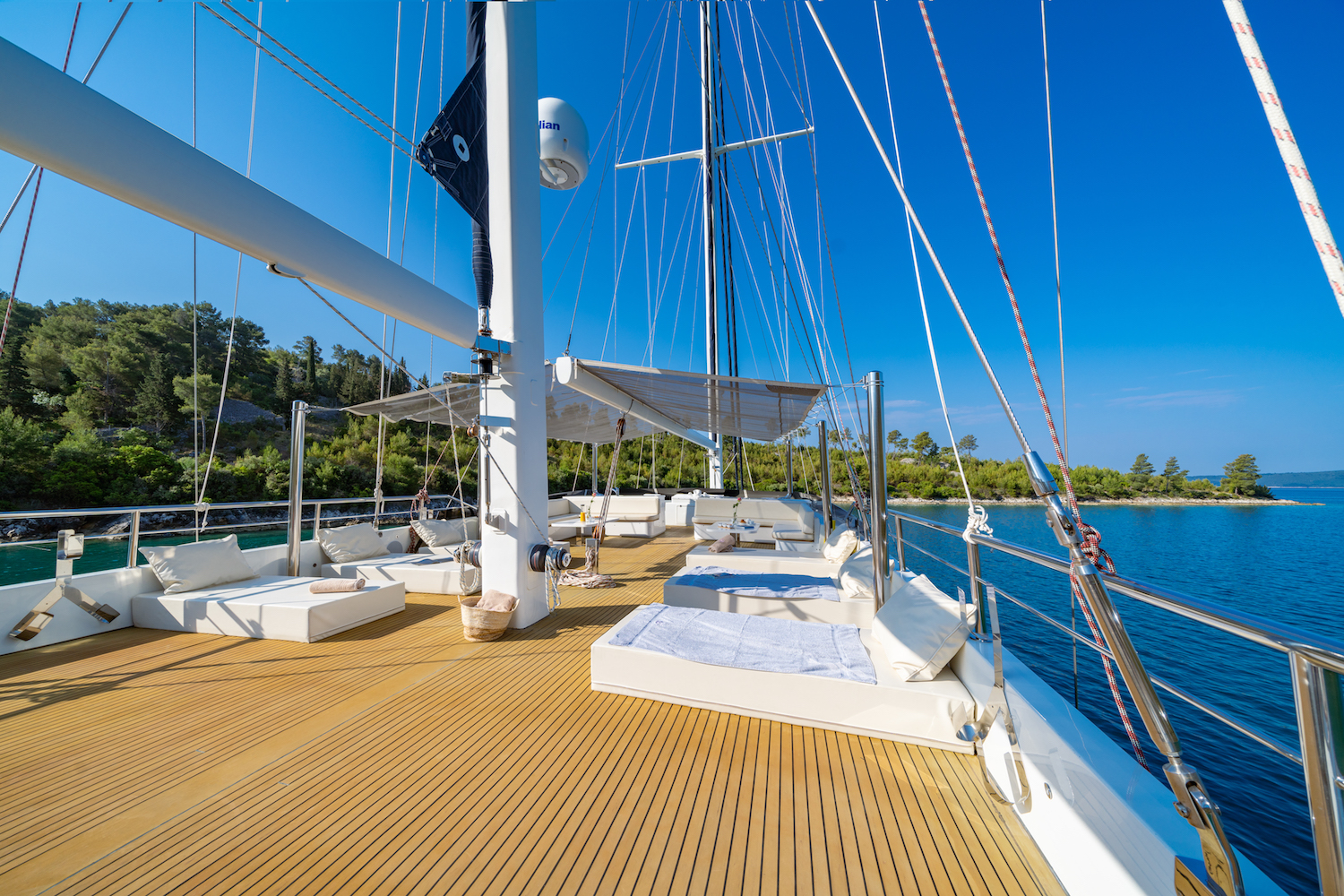 [SAILING-YACHT-NAVILUX]-7258-14.jpg