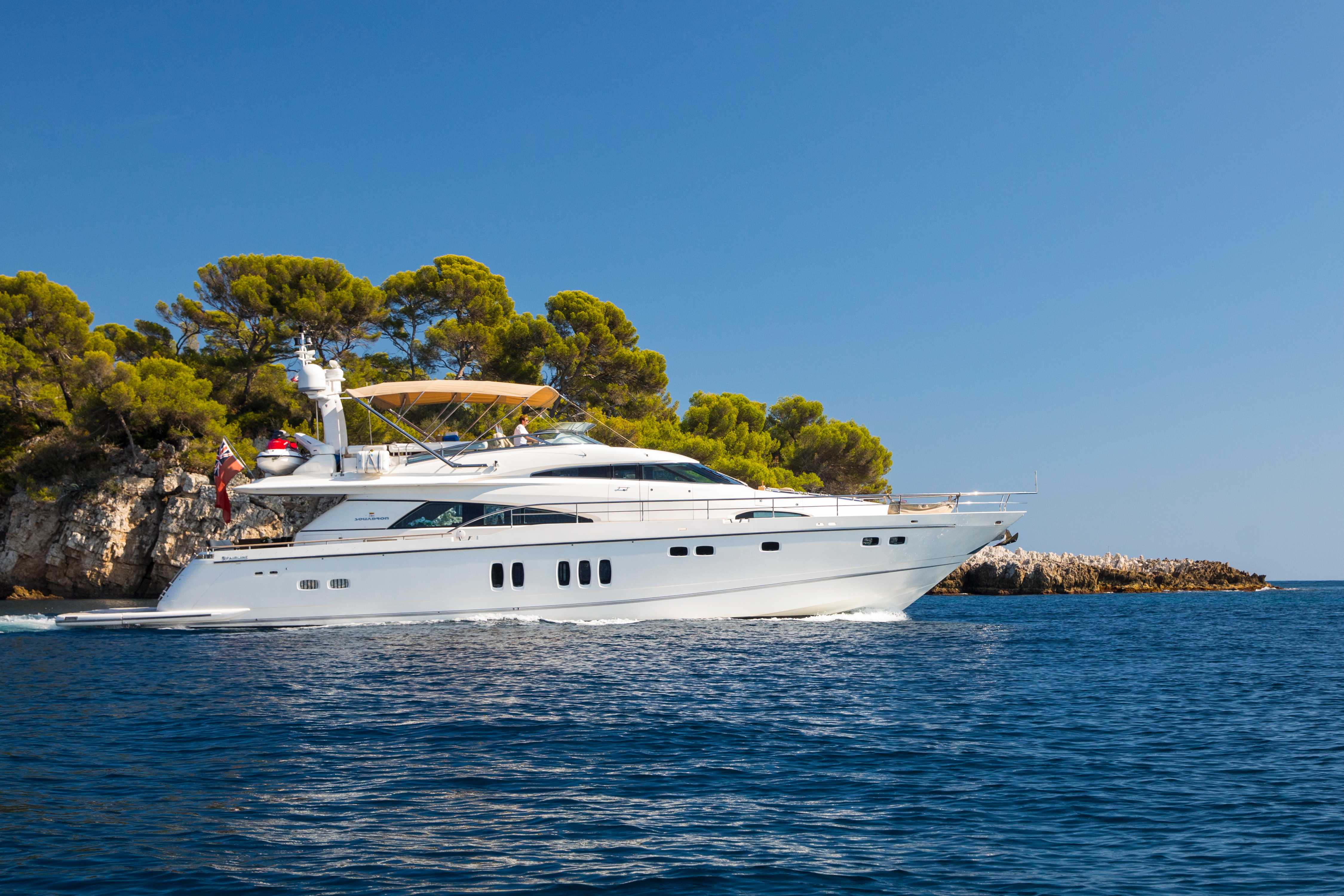 101 Superyacht D5.jpg
