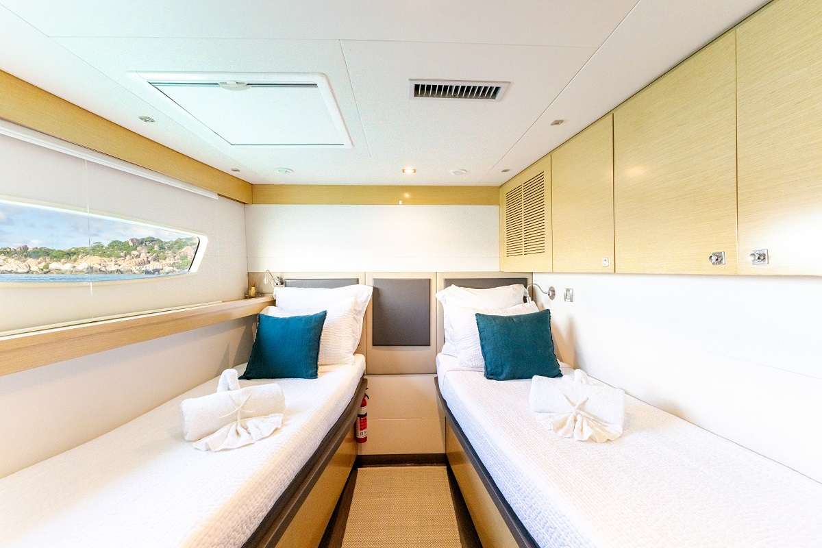 404 Twin guest suite.jpg