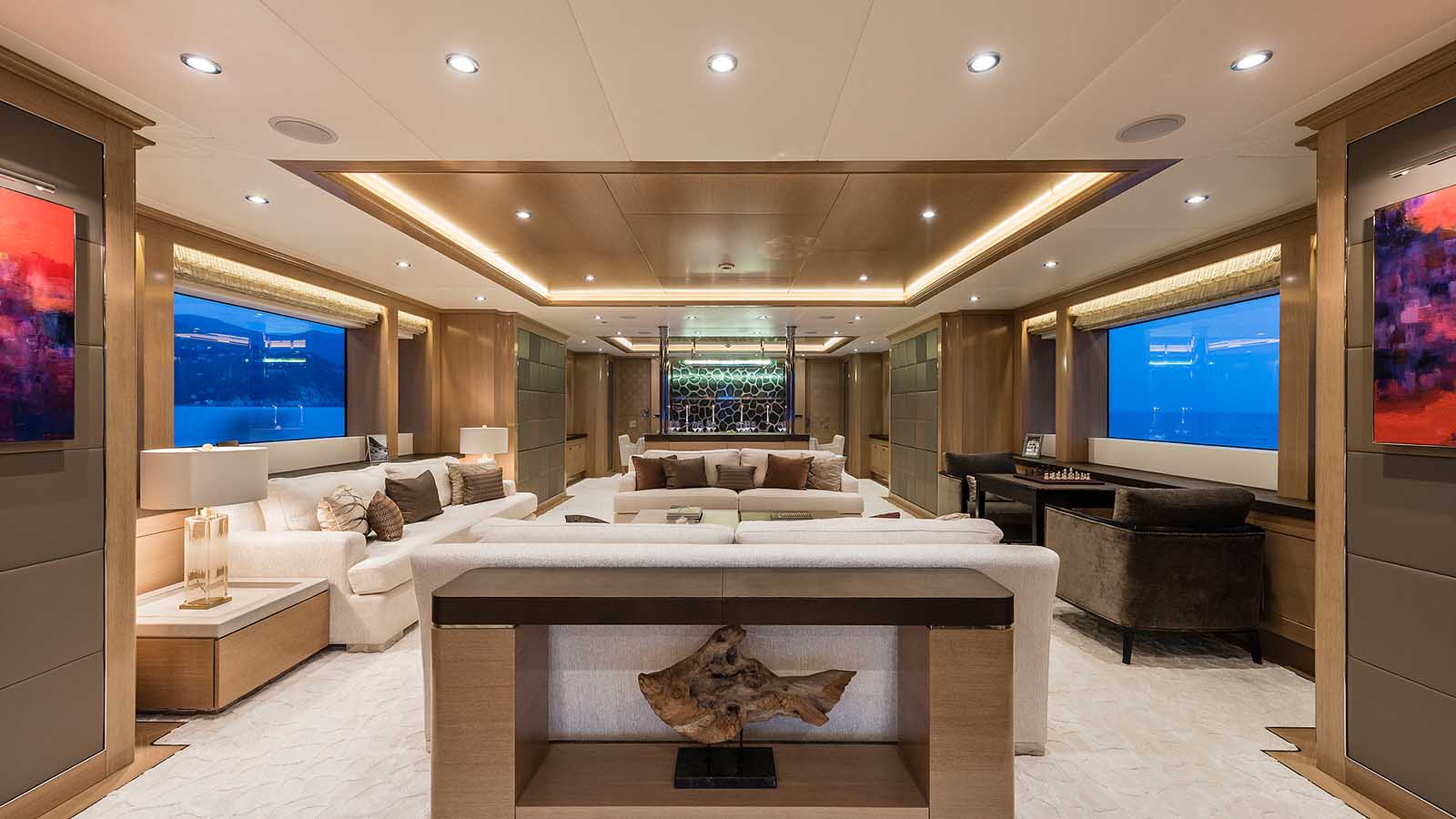 ATOM Interior - Main salon 1.jpg
