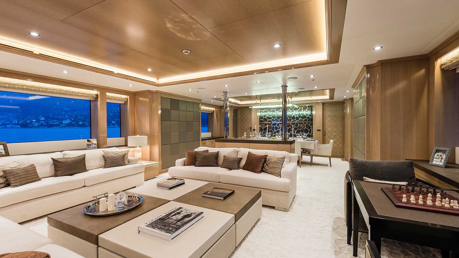ATOM Interior - Main salon 3.jpg