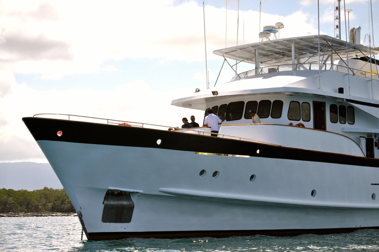Beluga-Galapagos-Yacht.jpg