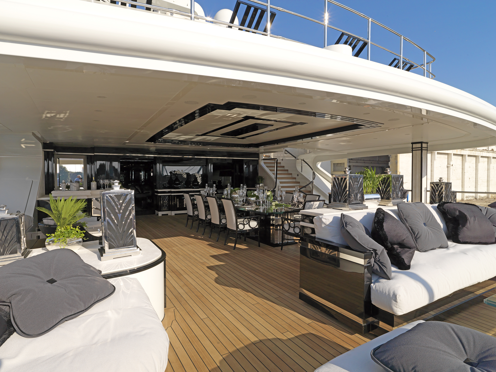 Bridge deck aft  00001.jpg